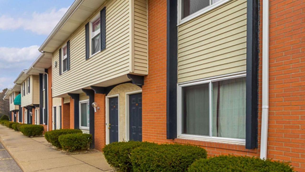 Magnuson Hotel Extended Stay Canton Ohio Lake Cable Exterior photo